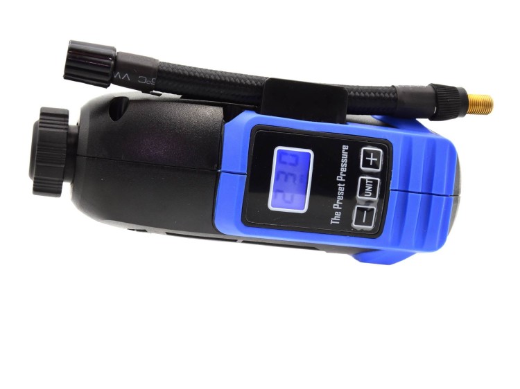 Kompresor Geko z wyświetlaczem LCD i przewodem