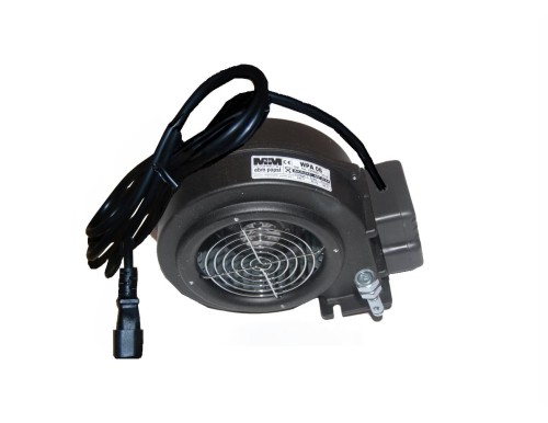 Czarny wentylator promieniowy WPA 06 K z aluminiową obudową, siatką ochronną i wtykiem z kablem