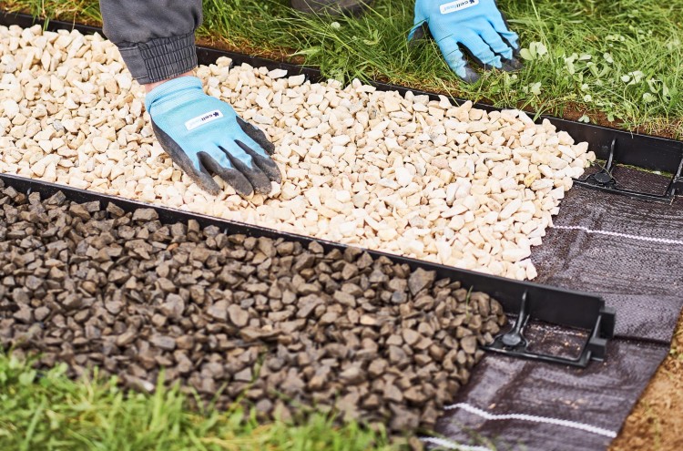 Obrzeże ogrodowe Cellfast UNIBORD 78 mm montowane z żwirem na agrowłókninie, prosty odcinek