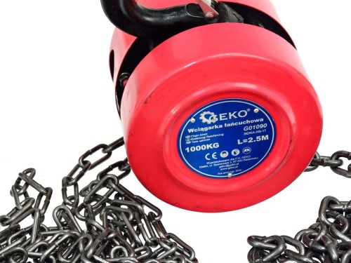 Czerwona wciągarka łańcuchowa Geko 1T z 2,5 m łańcuchem i stalowym hakiem