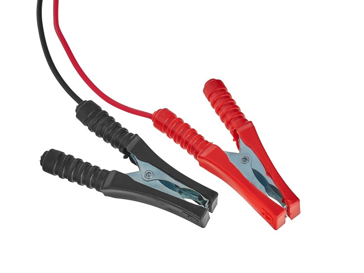 Czerwone i czarne zaciski prostownika z rozruchem 100A do akumulatorów 6V i 12V