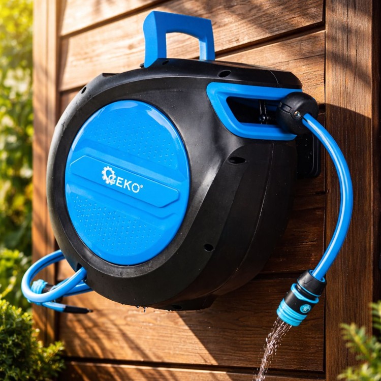 Automatyczny zwijacz ścienny z niebieskim wężem ogrodowym 1/2 cala i uchwytem montażowym