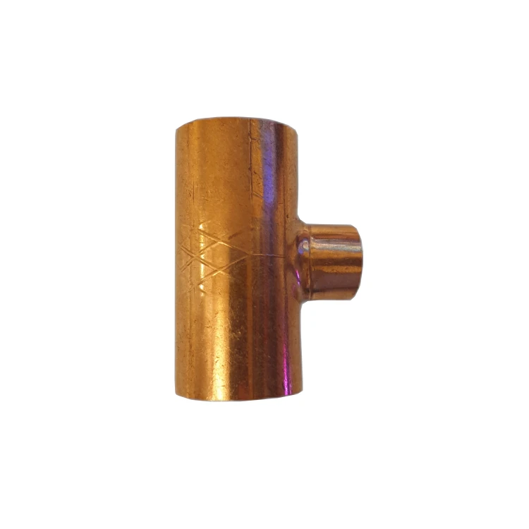Miedziany trójnik redukcyjny, widok z boku