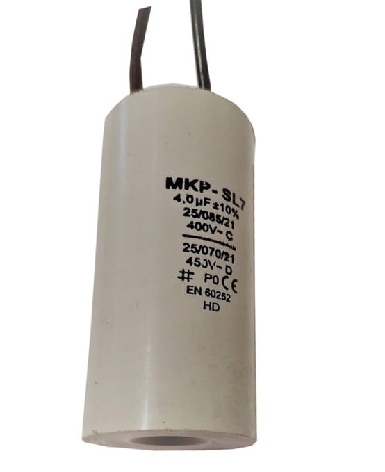 Biały kondensator 4 µF 400 V do wentylatora MplusM WPA 145 z dwoma przewodami, kształt owalny.