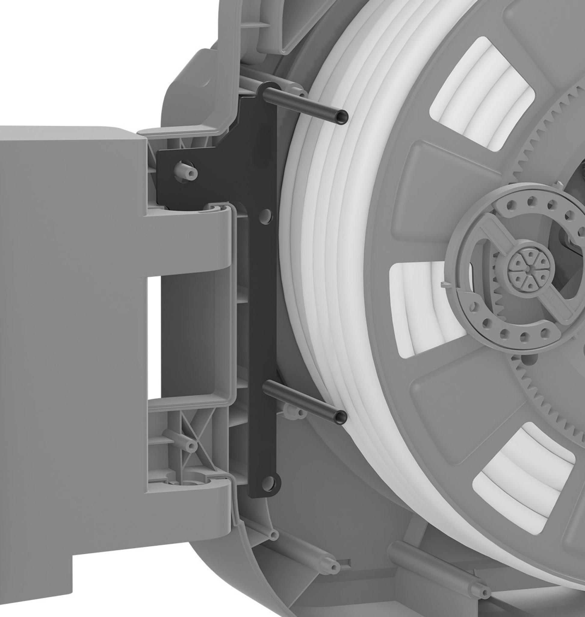 Metalowe wzmocnienie uchwytu ściennego automatycznego zwijacza węża ogrodowego